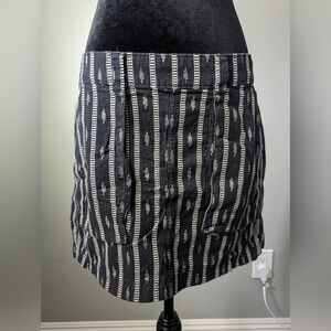 Old Navy Black Batik Striped Cotton Mini Skirt M
